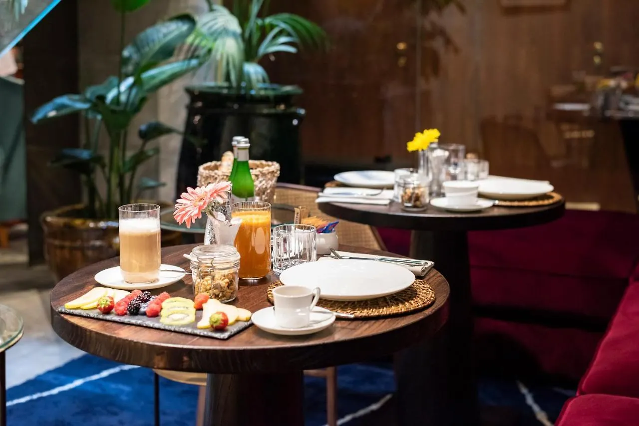 **  Hotel Vico Milano Włochy