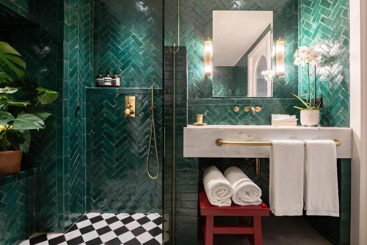 Hotel Vico Milano 2*, Milan